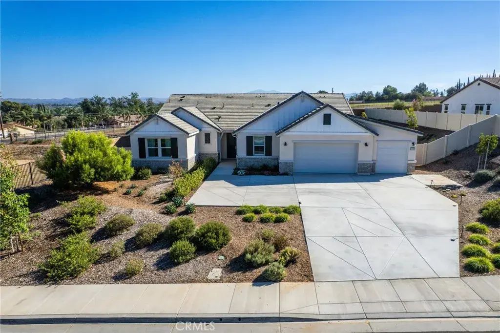 5888 Saddlehorn Lane, Jurupa Valley