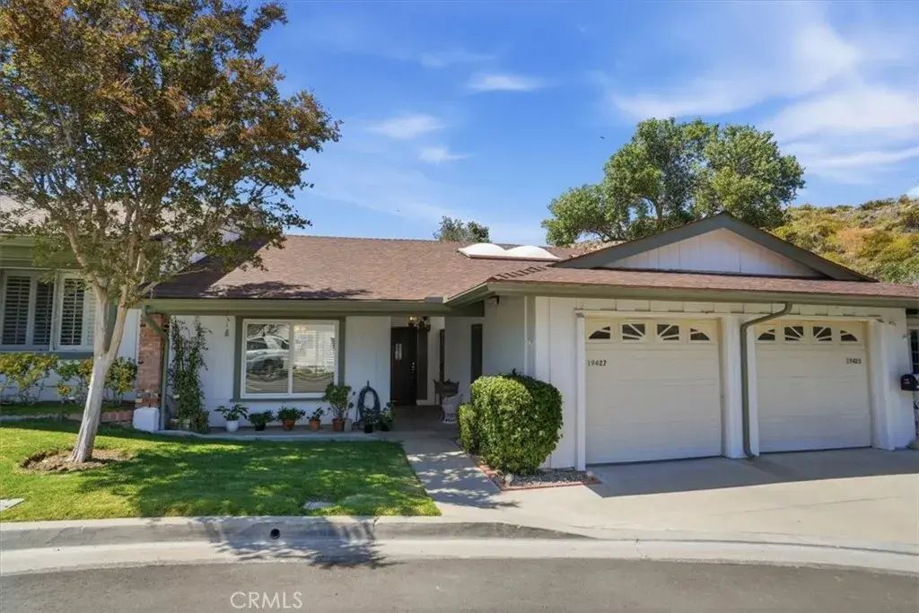 19427 Oak Crossing, Newhall