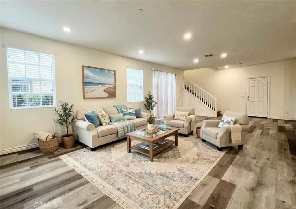 6077 Rosewood Way, Eastvale