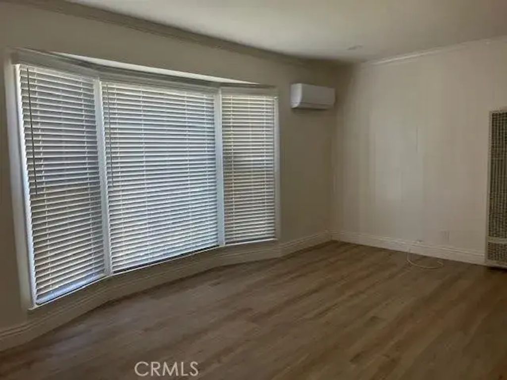 3370 Barham Boulevard, Hollywood Hills East