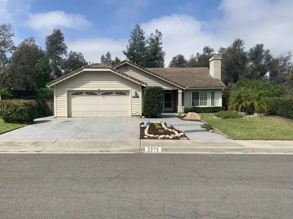 2275 Stone Valley Place, Escondido