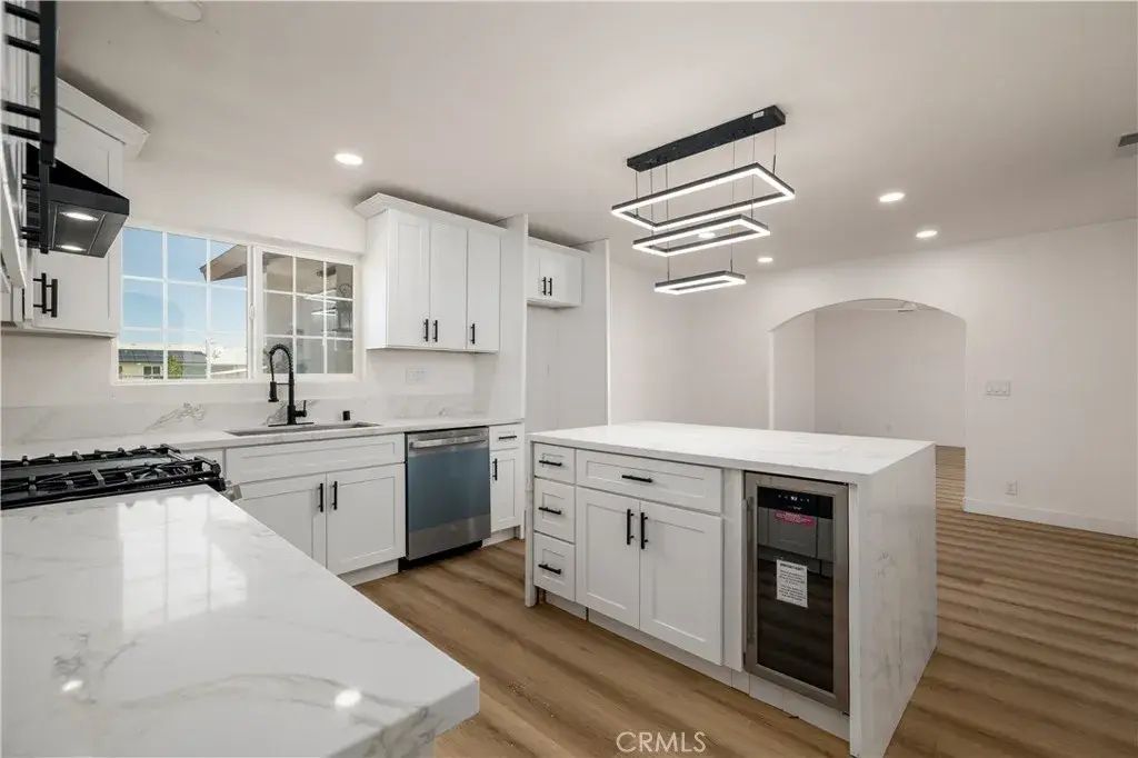 16639 Dale Evans, Apple Valley