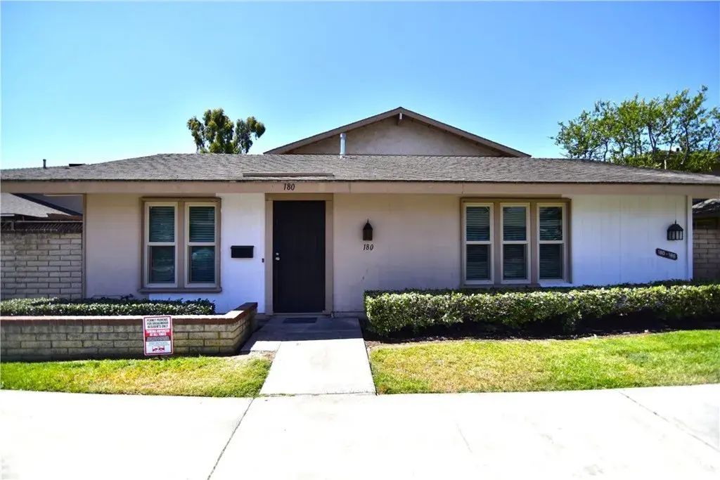 180 Southampton 32, Placentia