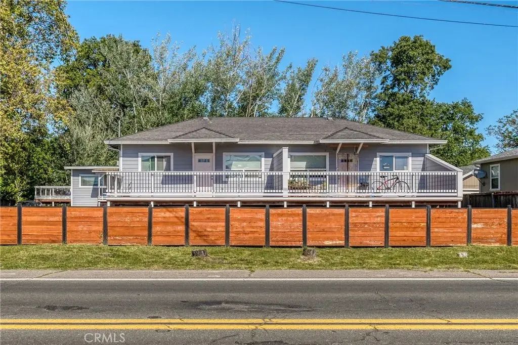 3143 Lakeshore, Lakeport