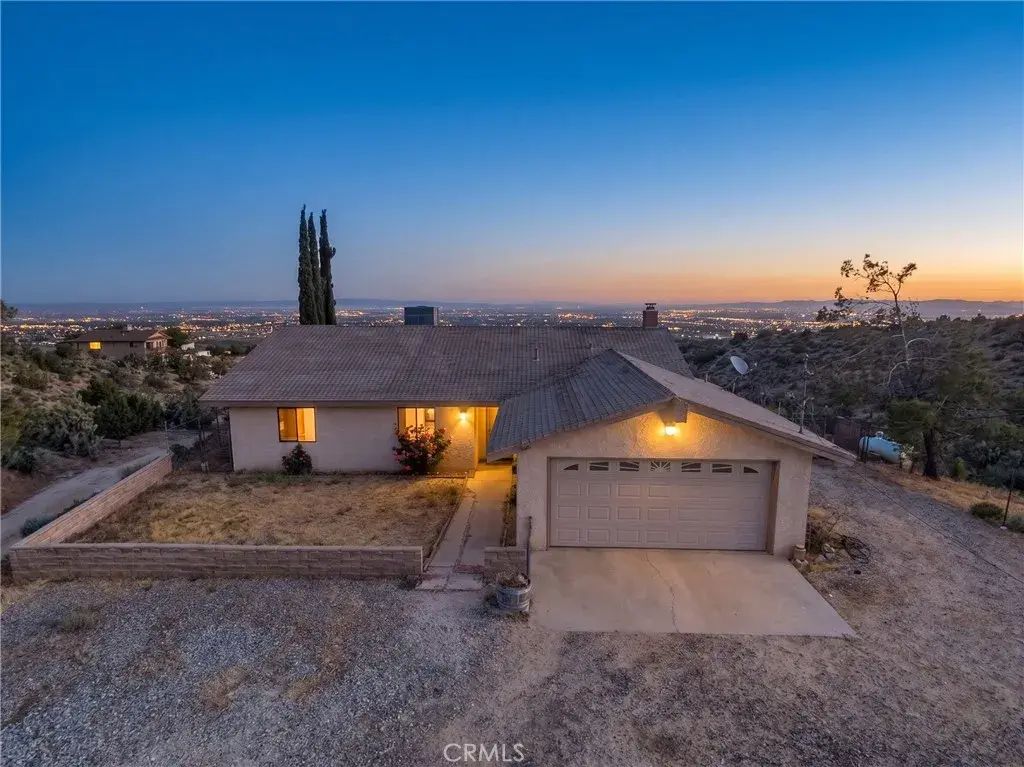 8451 Zohra Canyon Rd, Pinon Hills