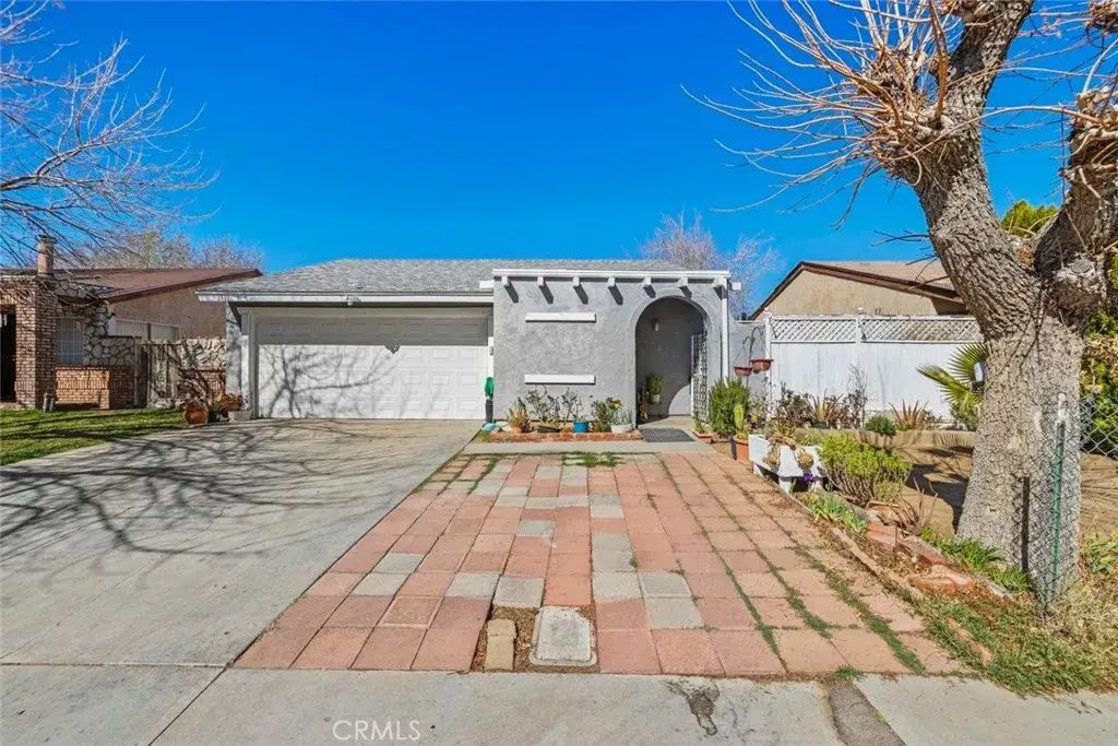 3111 E Avenue Q-13, Palmdale