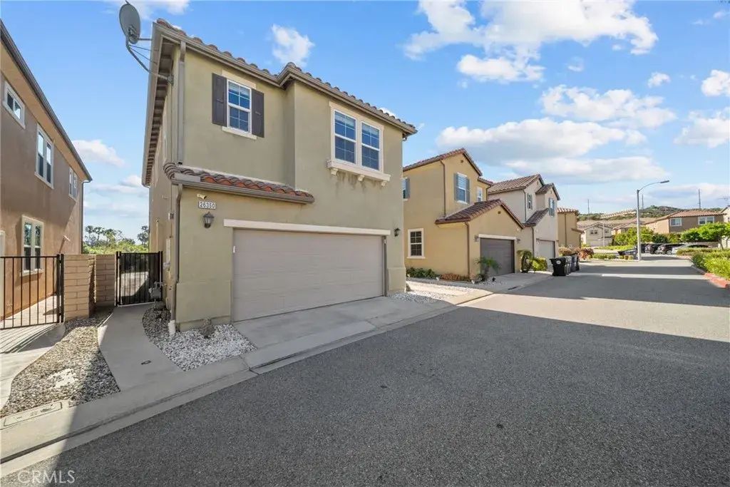 26350 Piazza Di Sarro, Newhall