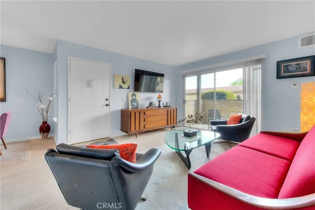 6351 Riverside 69, Chino
