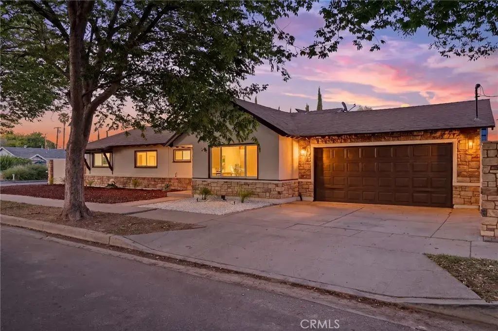 22726 Marlin, West Hills