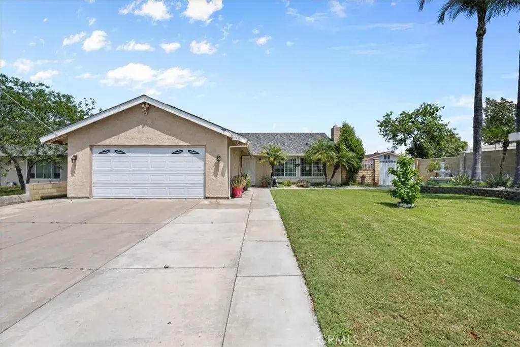 395 S Tamarisk Ave, Rialto