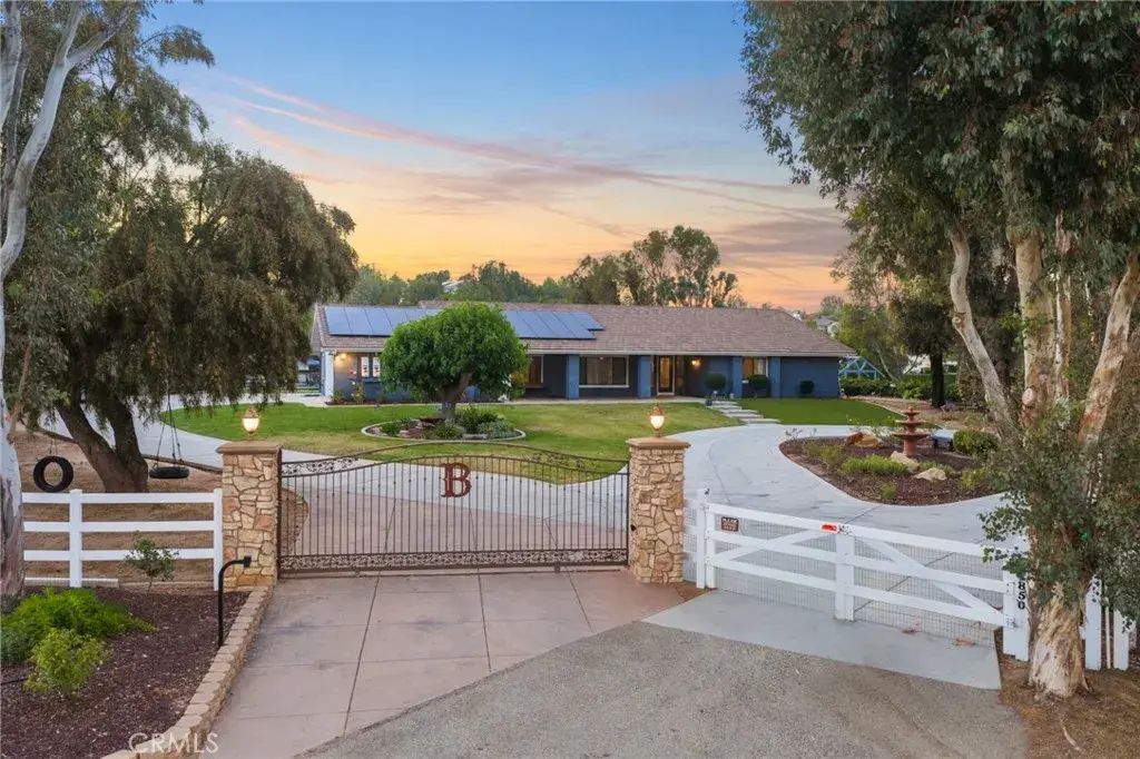 41850 Calle Cerezo, Temecula
