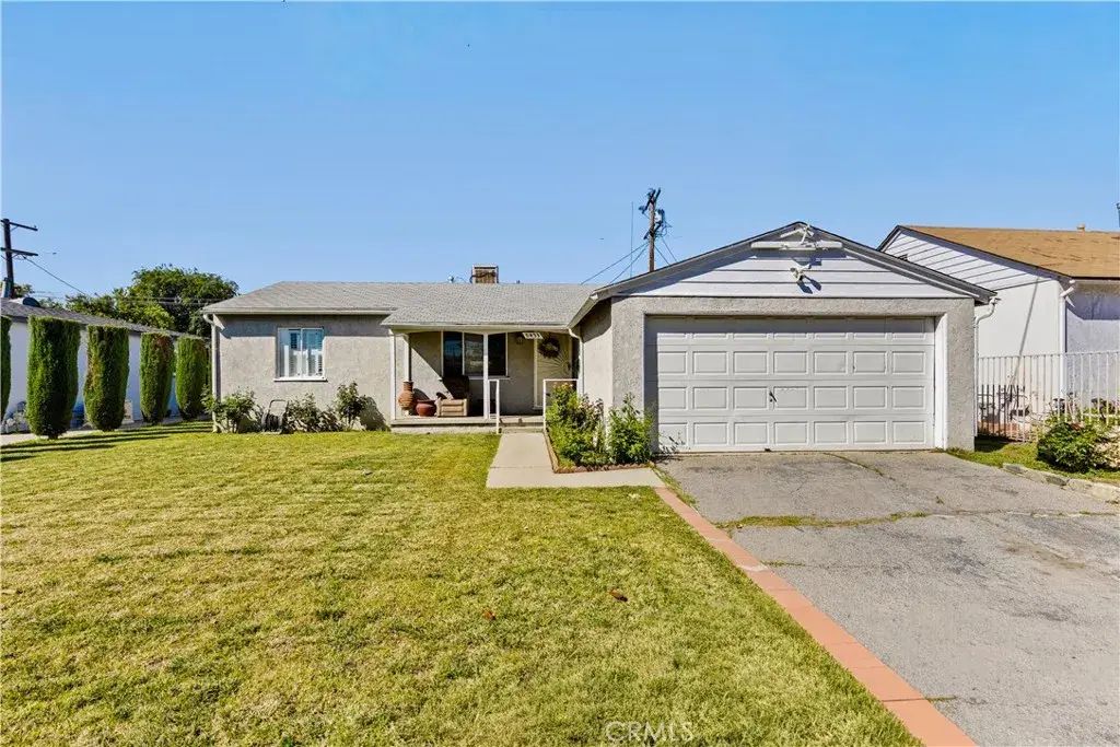 8433 Costello Avenue, Panorama City