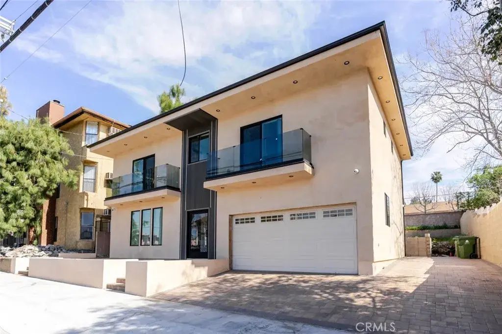 10232 Tujunga Canyon Boulevard, Tujunga