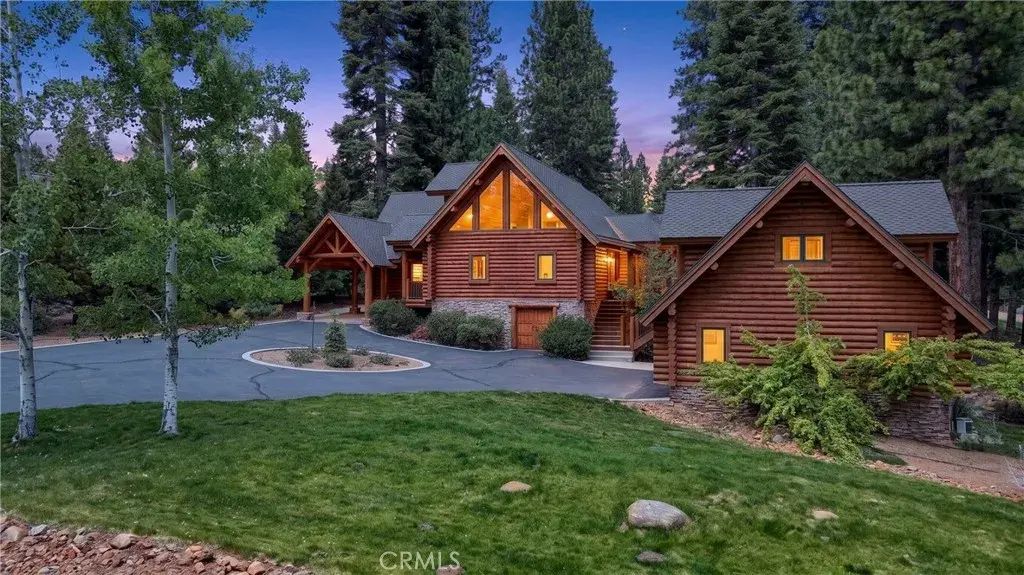 489 Dinsmore Drive, Westwood