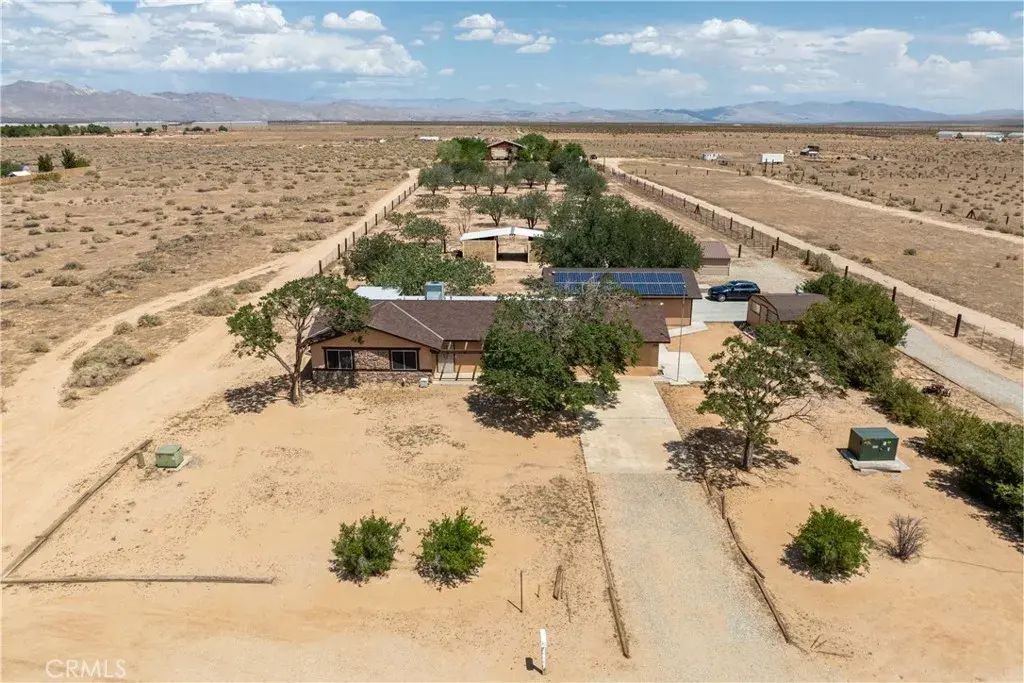 7435 Poppy, California City