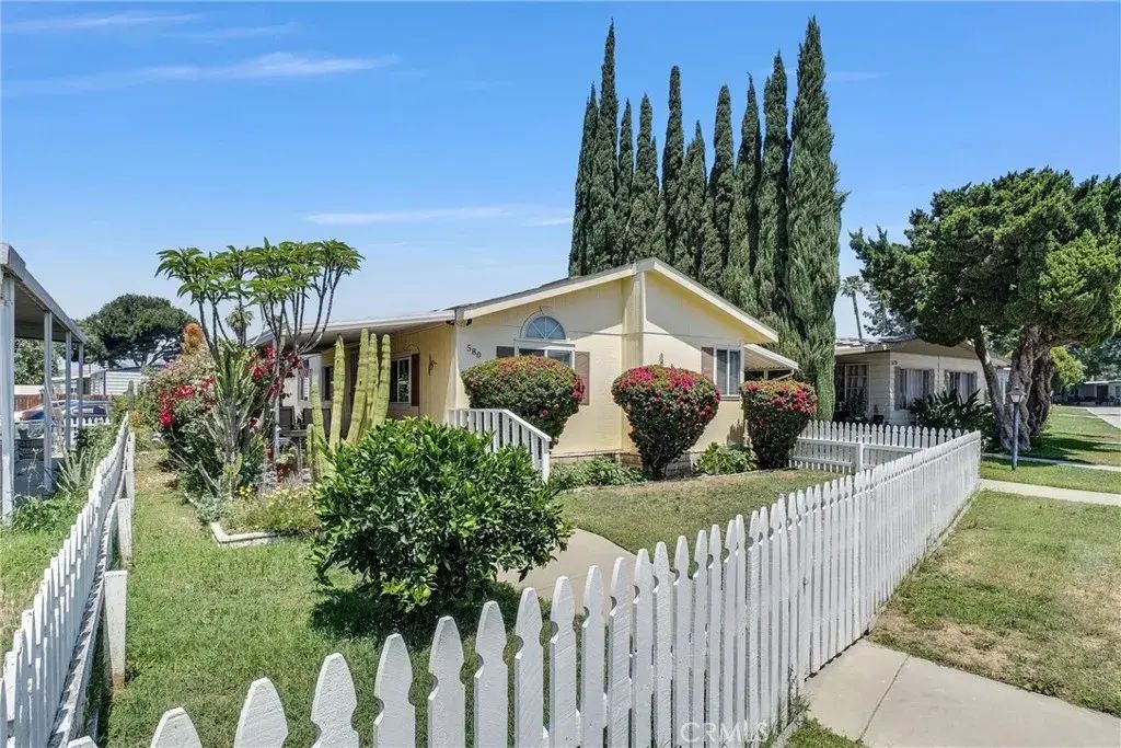 5800 Hamner 580, Eastvale