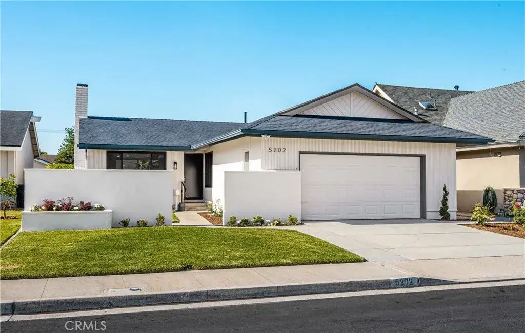 5202 Del Sur Circle, La Palma
