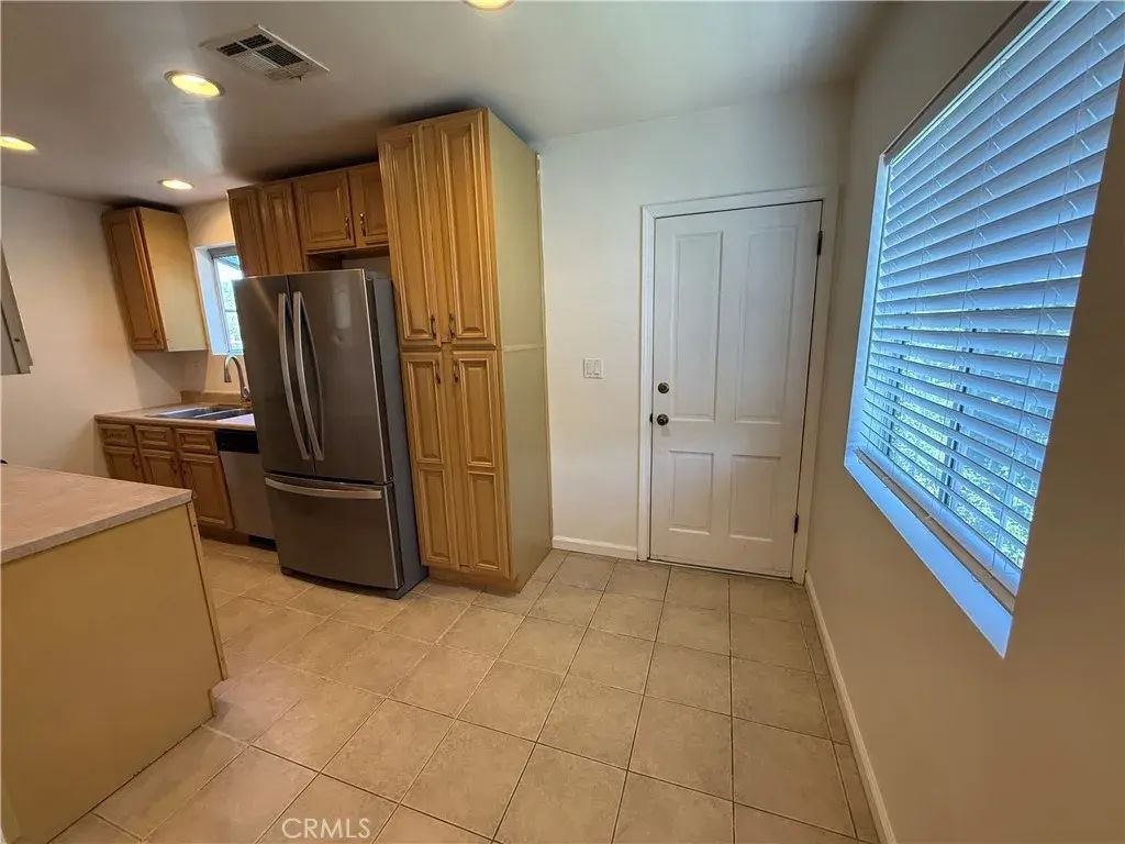 1317 W Alameda Avenue A, Burbank