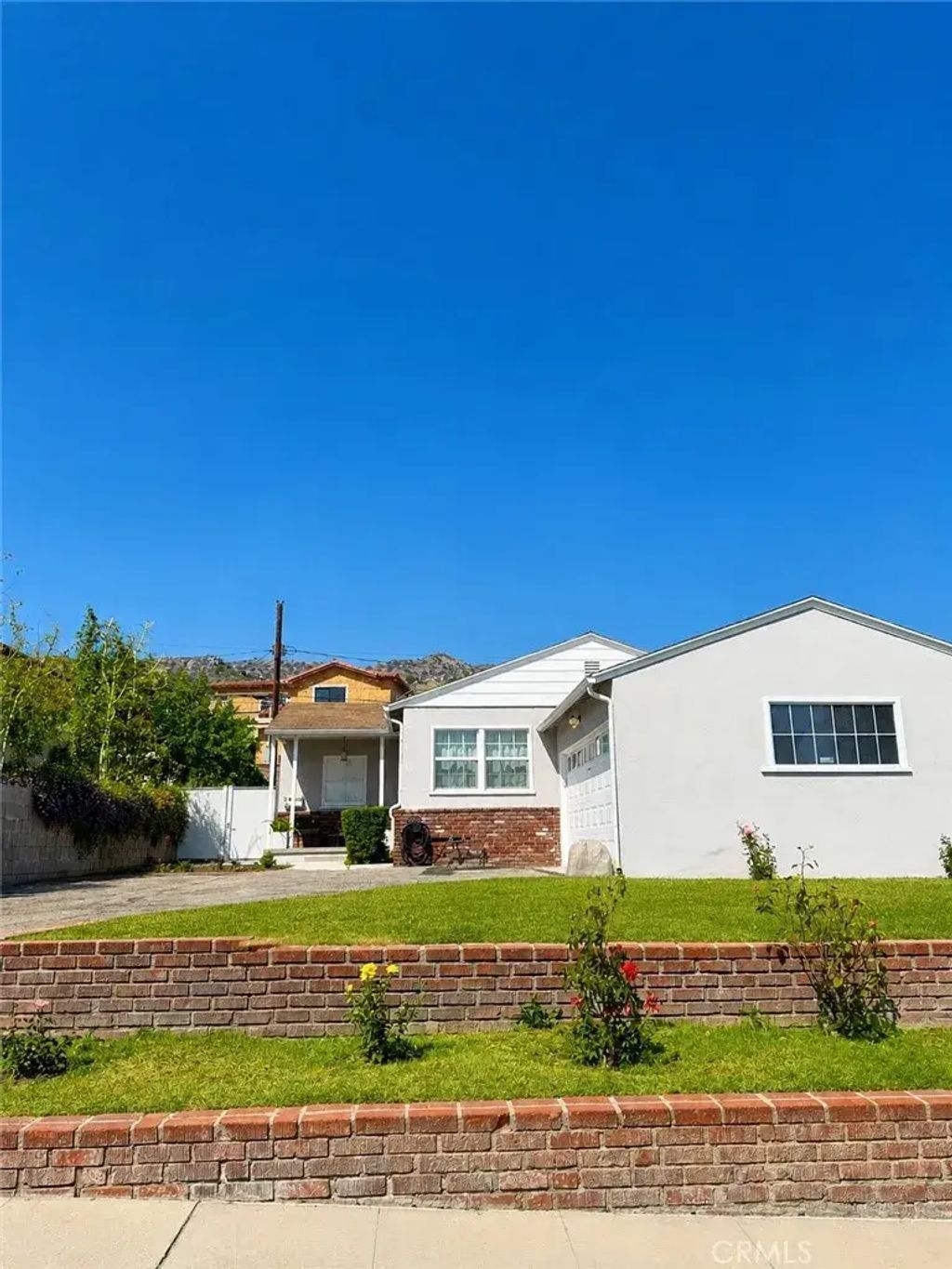 2618 N 6th Street, Burbank