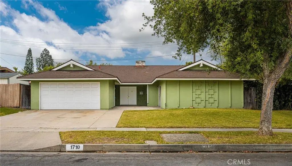 1710 Evergreen, Fullerton