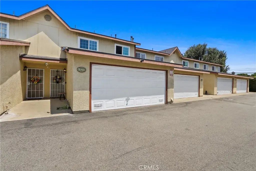 1571 S Reservoir D, Pomona