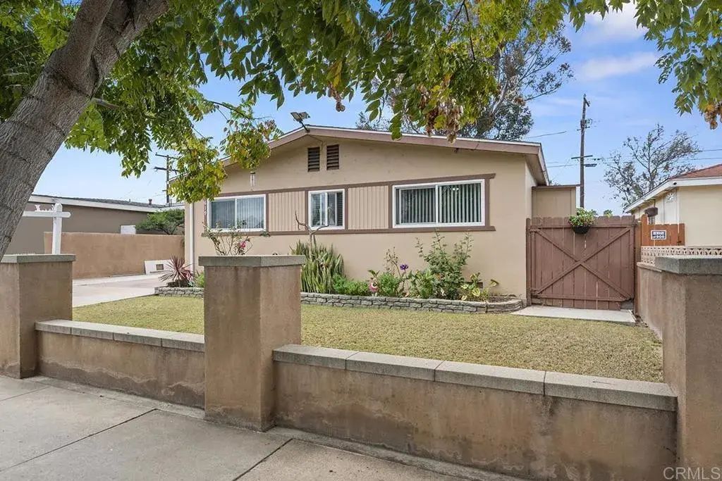 619 Sandalwood Dr, El Cajon