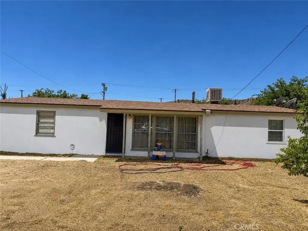 1118 W P14 Avenue West, Palmdale