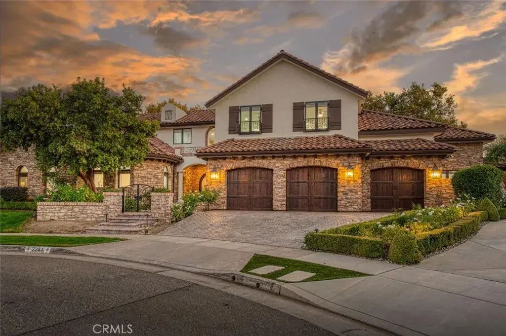 2283 E Sarazen, Fresno