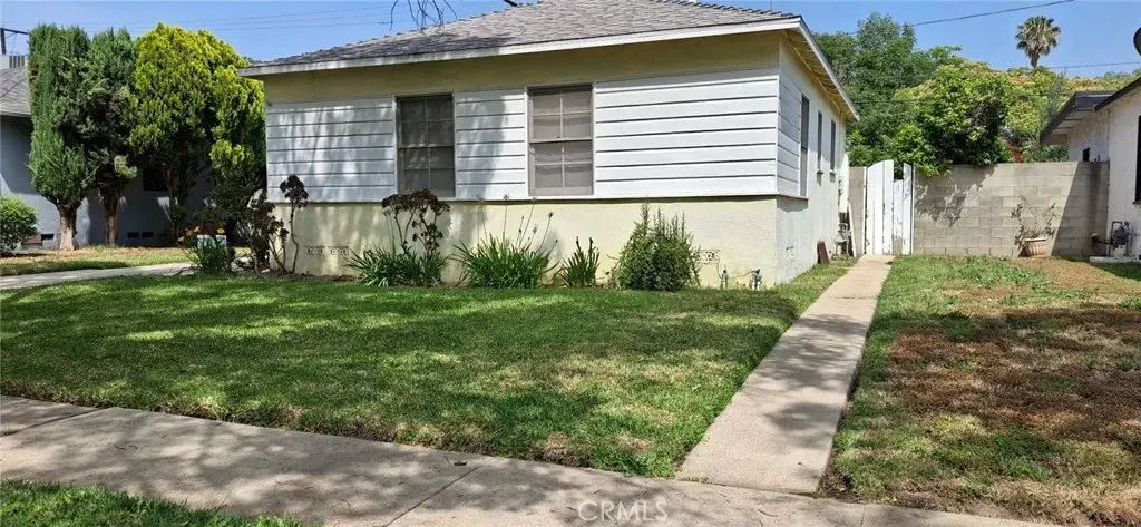 8062 Hazeltine, Panorama City