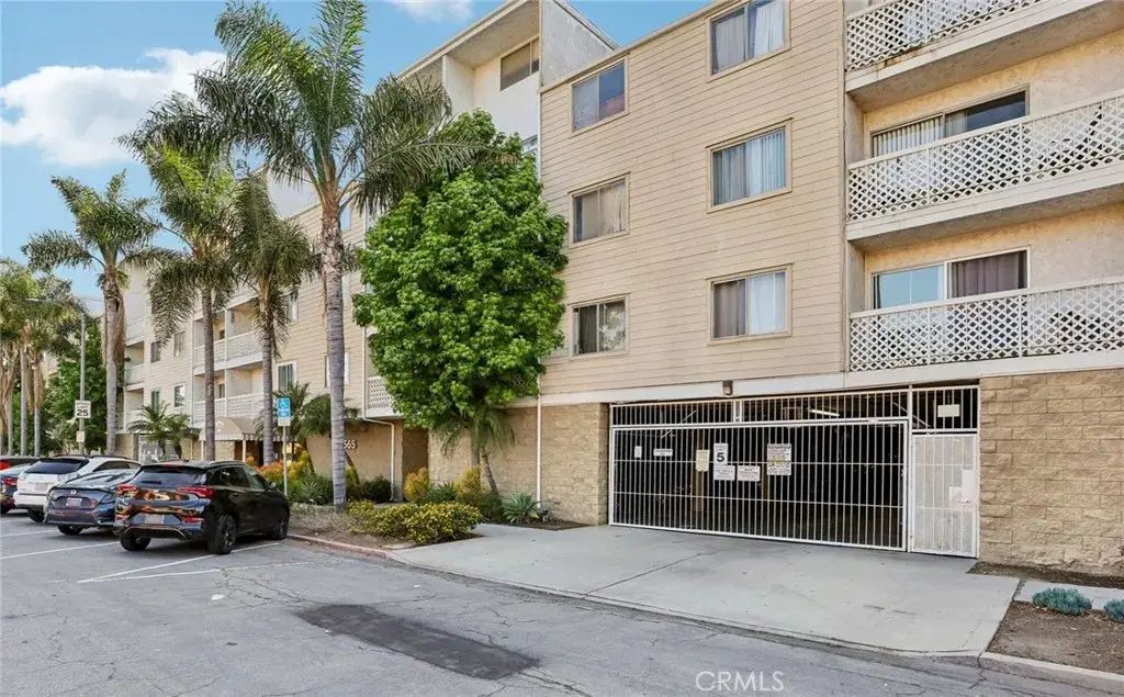 3565 Linden Avenue 165, Long Beach