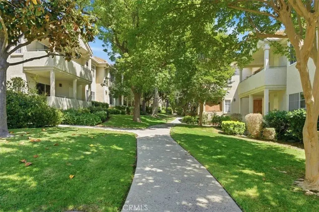 4201 Las Virgenes 205, Calabasas