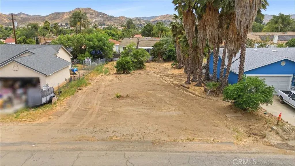 Vista Way, Menifee
