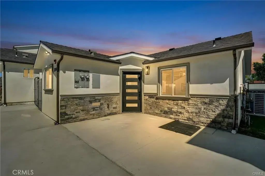 2124 W 238th Street A, Torrance