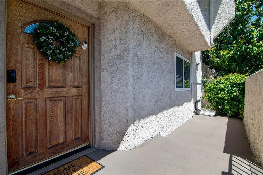 5401 Zelzah 115, Encino