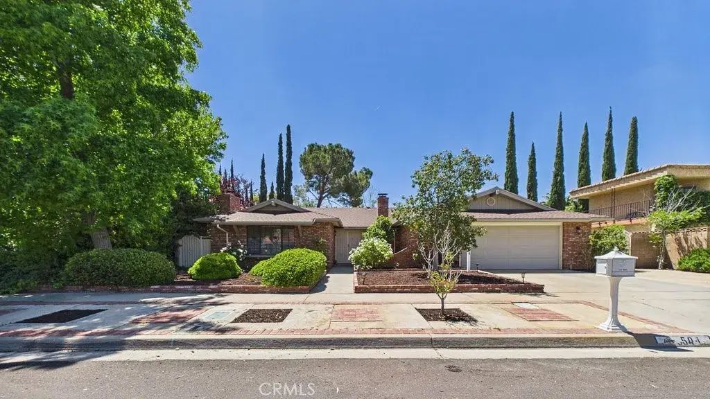 504 Fairway Drive, Palmdale