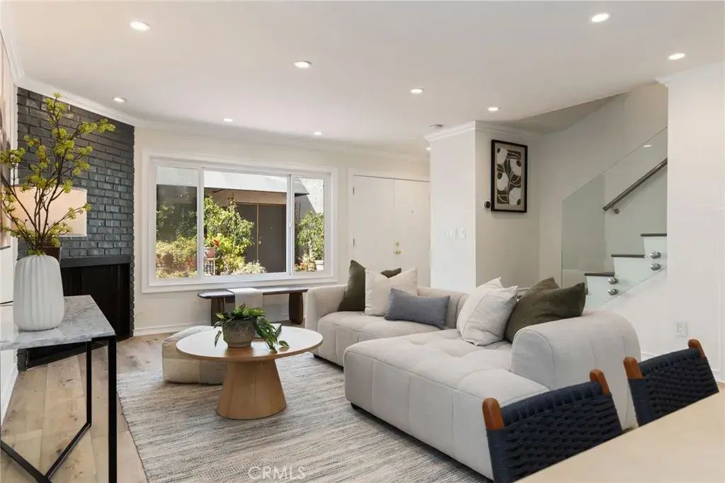 4216 Ethel Ave, Apt 5, Studio City