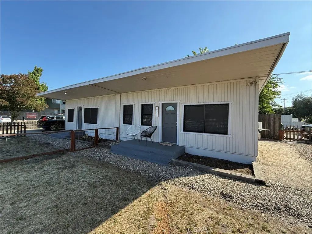 10235 El Camino Real, Atascadero