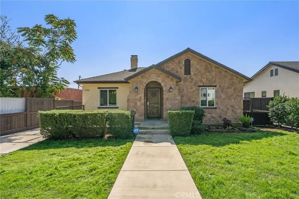 1786 Asbury Drive, Pasadena