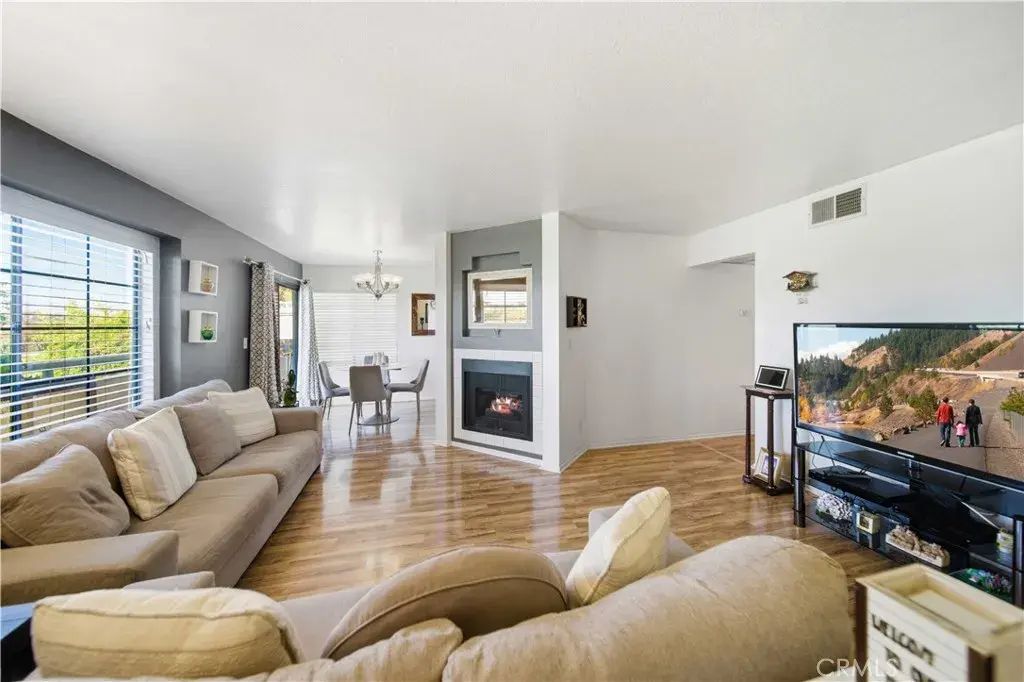 18111 Erik Court 441, Canyon Country