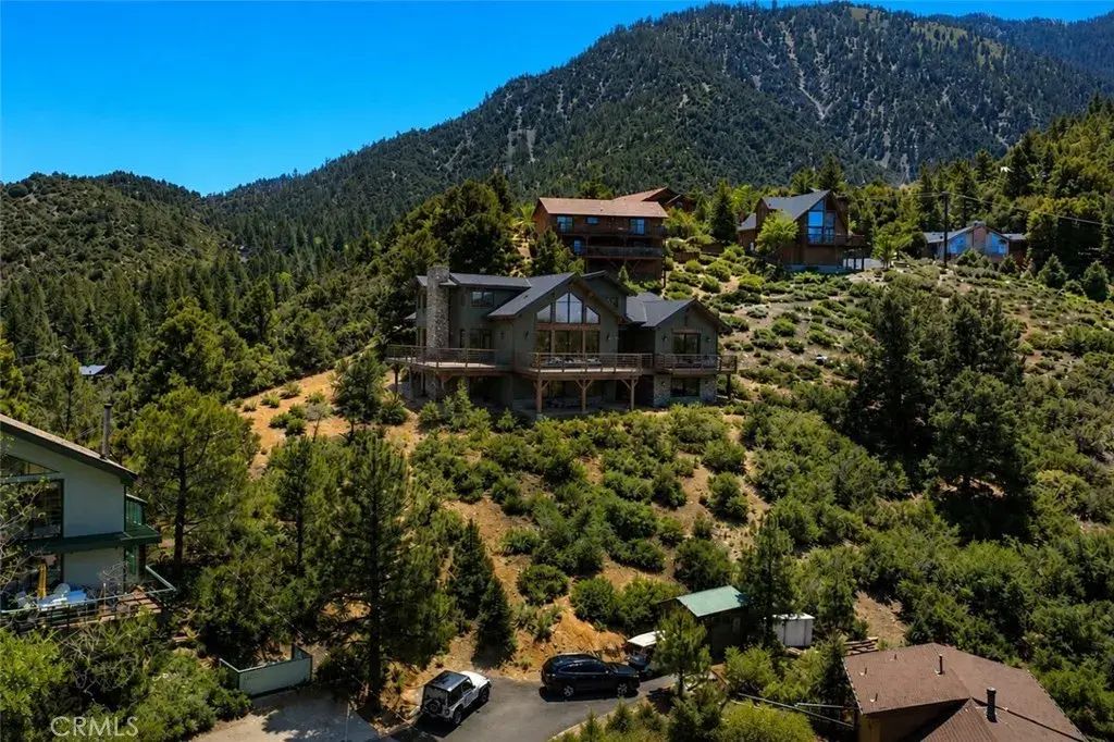 1800 Pioneer, Pine Mountain Club