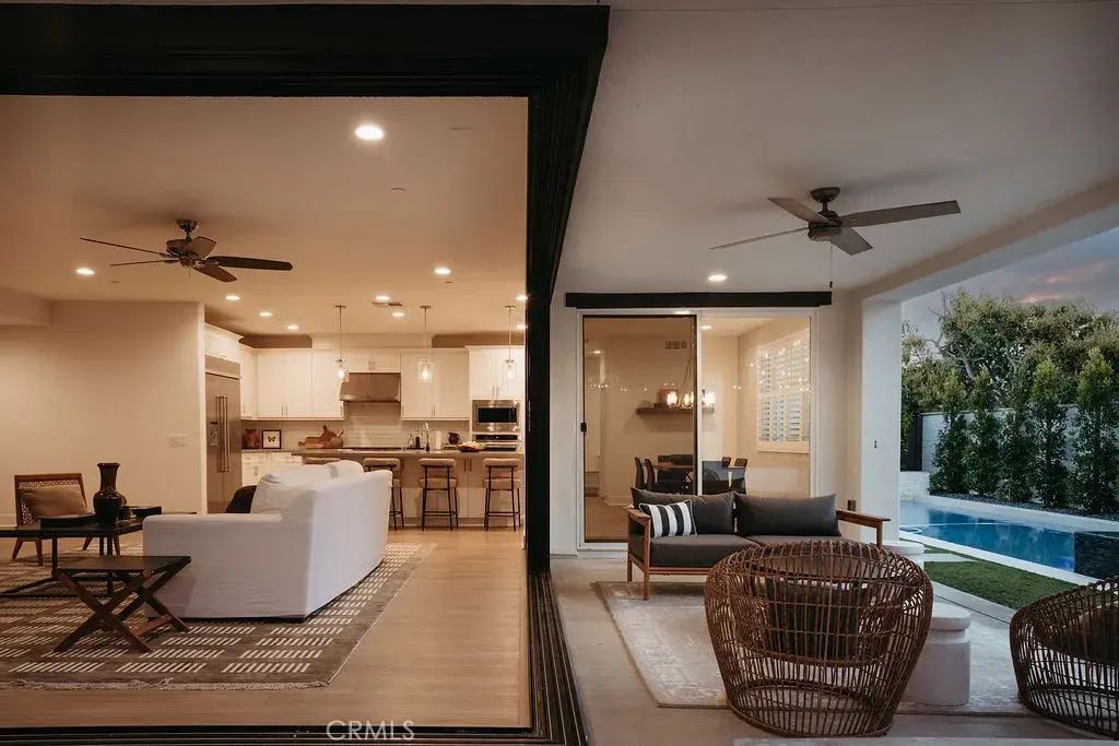 310 Costa Bella Court, Costa Mesa