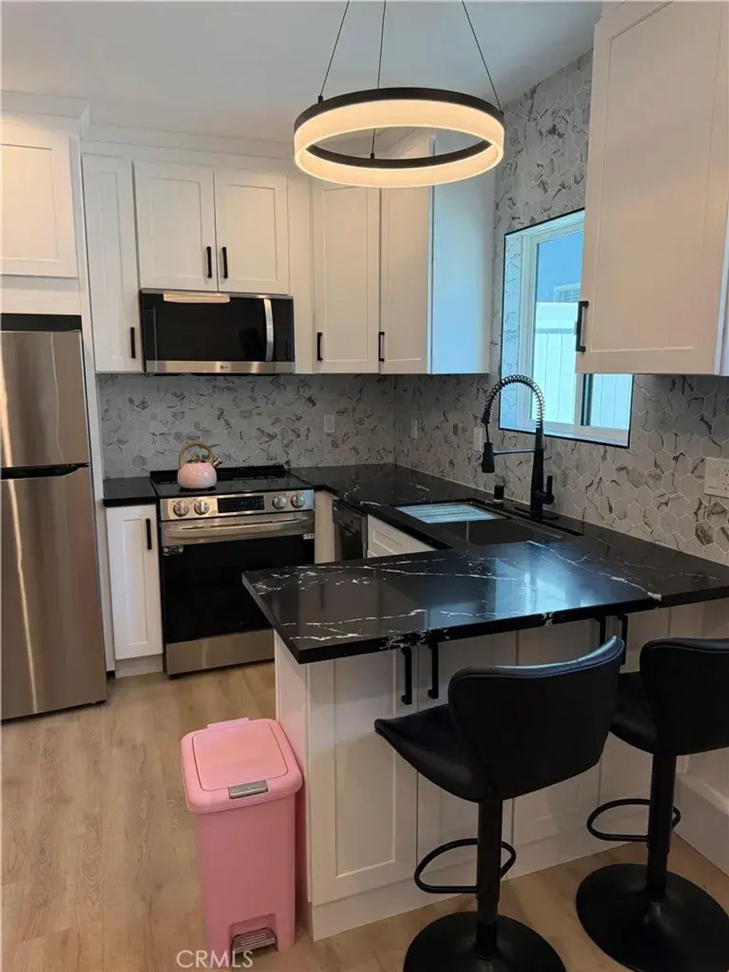 7044 Teesdale, North Hollywood
