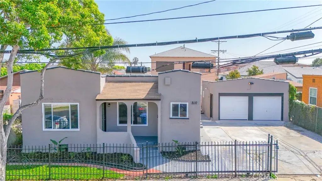 8110 S Denker, Los Angeles