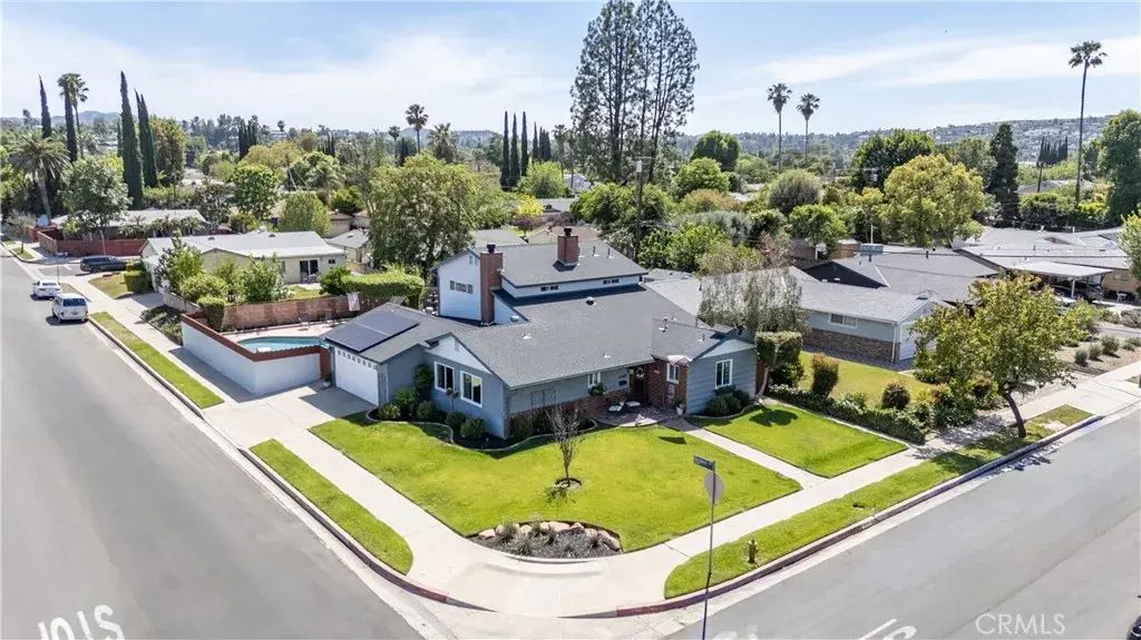 23300 Haynes, West Hills