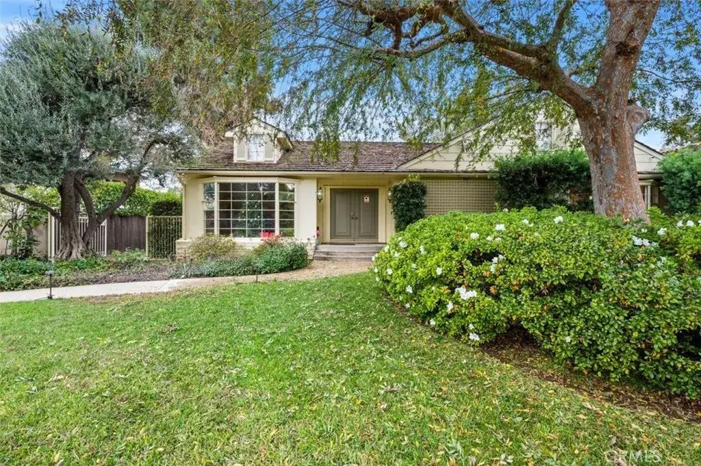 1573 Oak Grove Ave., San Marino