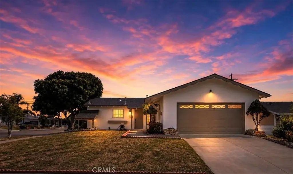 1944 E Lomita Avenue, Orange