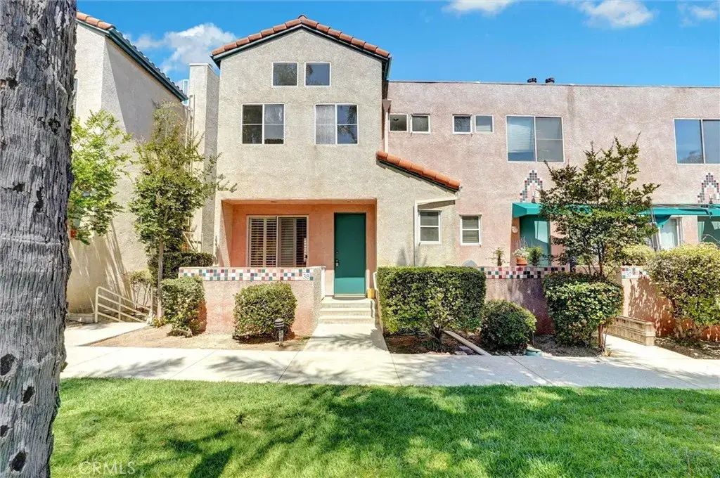 13901 Olive View 38, Sylmar