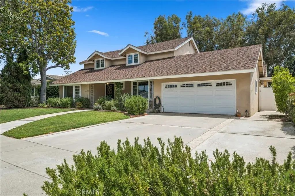 13702 Malena, Tustin