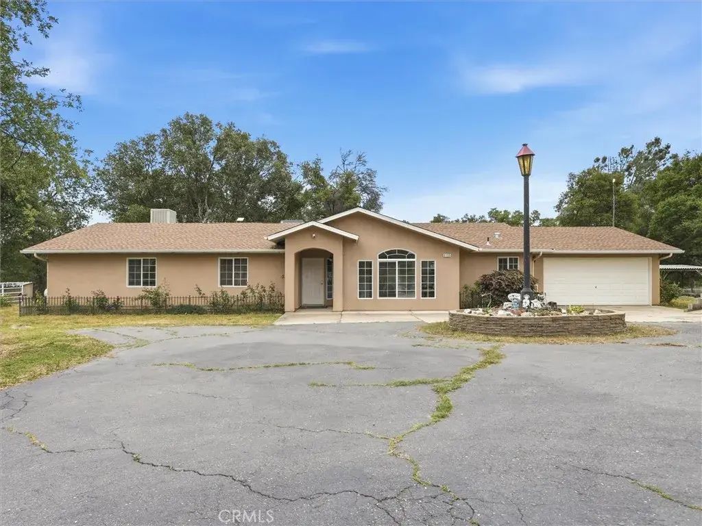 6155 State Highway 49 North, Mariposa