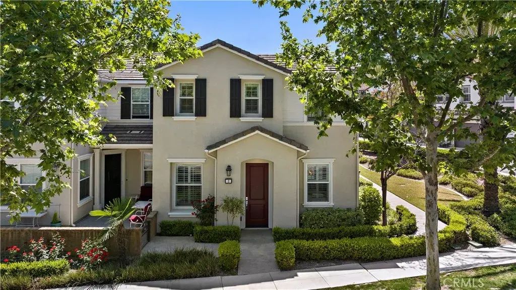 2 Agrios, Rancho Mission Viejo